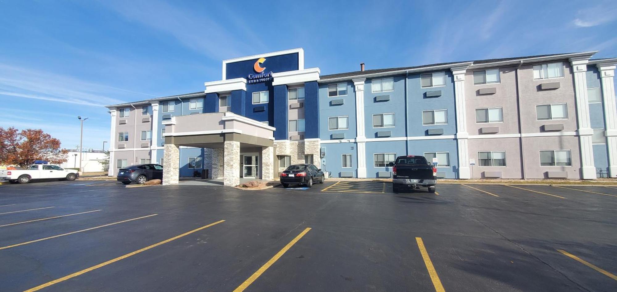 Hotel Comfort & North - Quail Springs